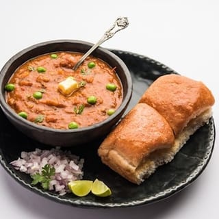 Pav Bhaji - (2 pcs)