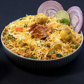 Avakai Chicken Dum Biryani FM